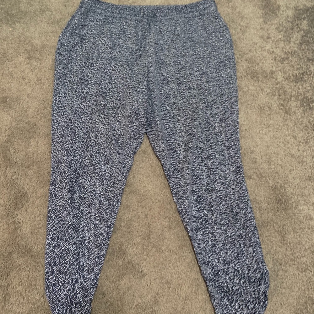 Navy with white print pants
